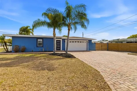 3998 22nd Avenue N St Petersburg FL 33713