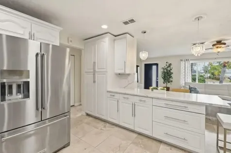 3998 22nd Avenue N St Petersburg FL 33713