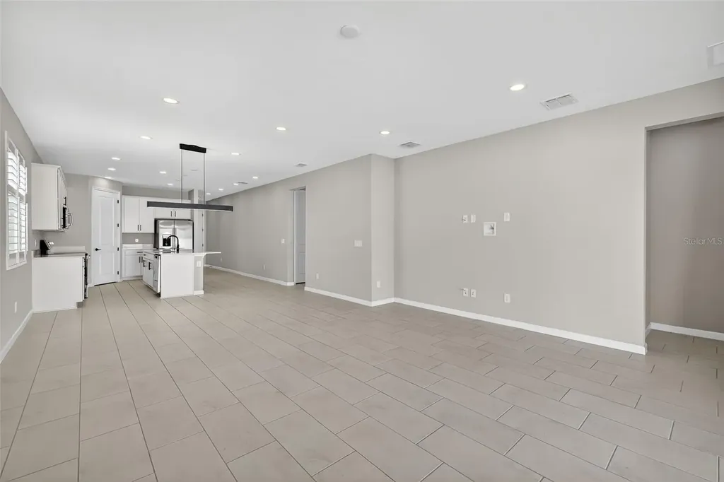 3998 Bannock Avenue Tavares FL 32778