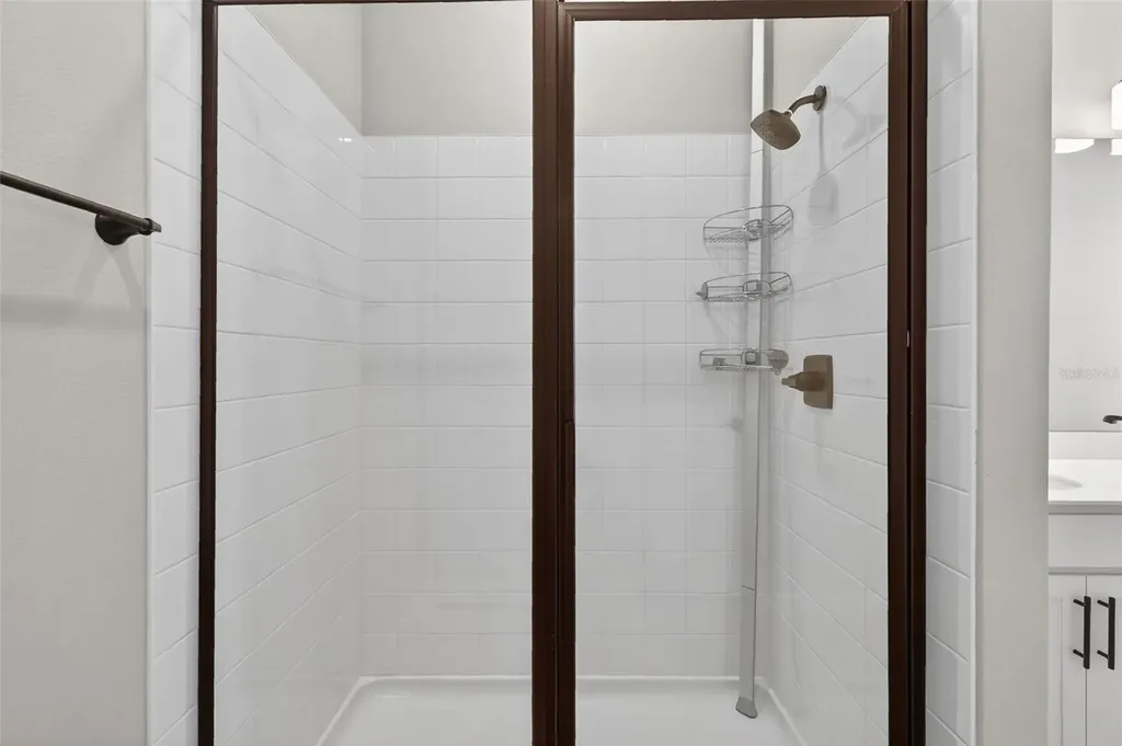 3998 Bannock Avenue Tavares FL 32778