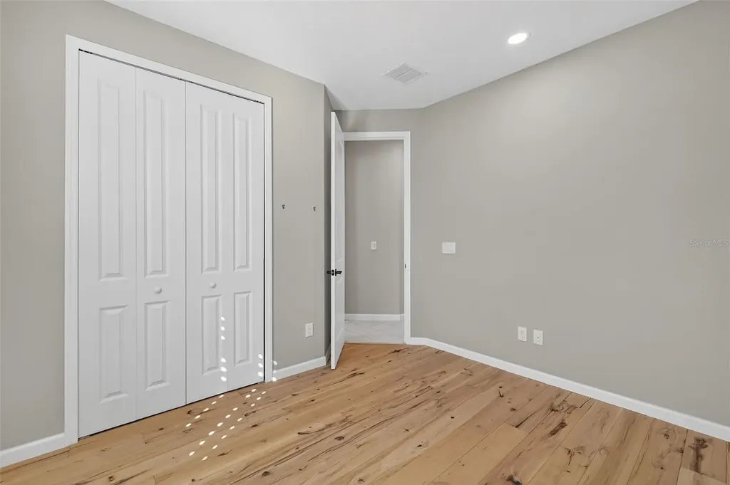 3998 Bannock Avenue Tavares FL 32778