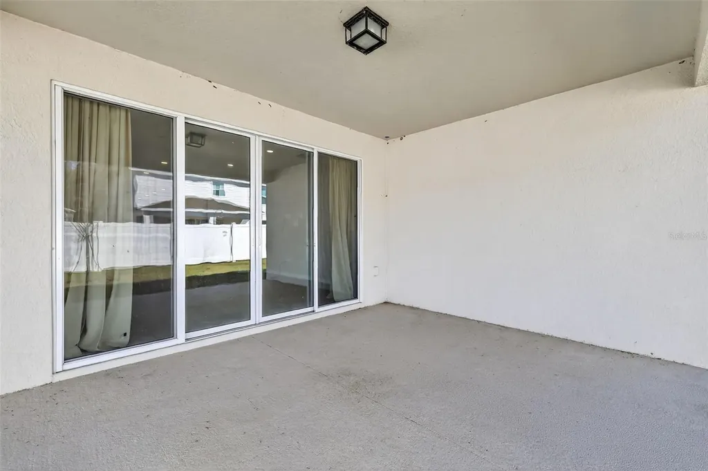 3998 Bannock Avenue Tavares FL 32778