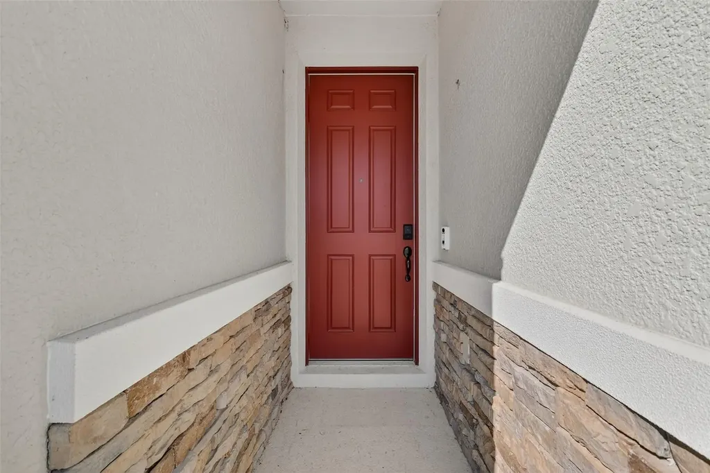 3998 Bannock Avenue Tavares FL 32778