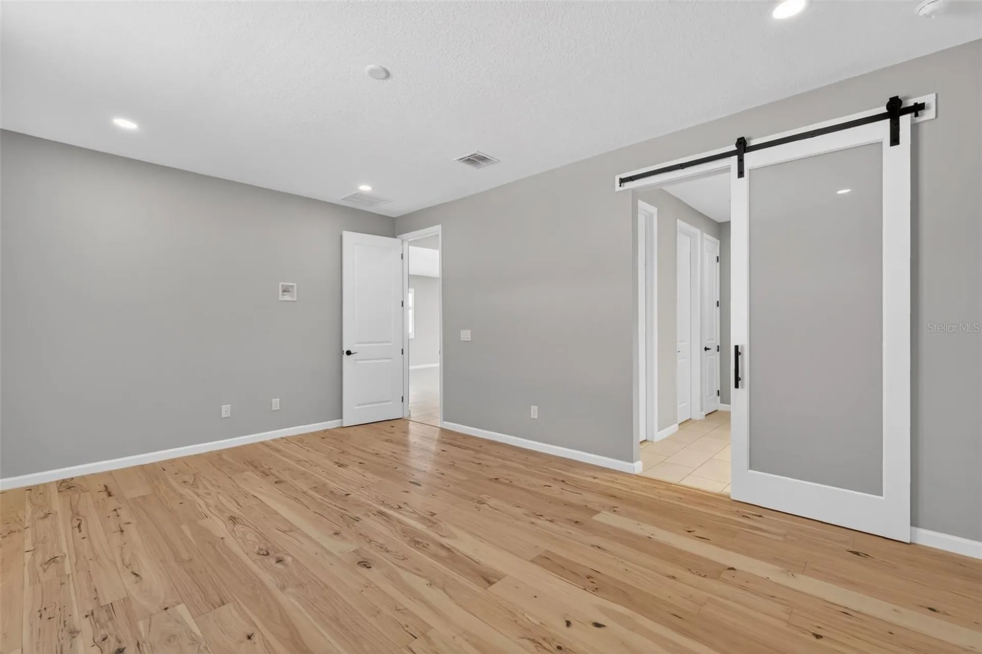 3998 Bannock Avenue Tavares FL 32778