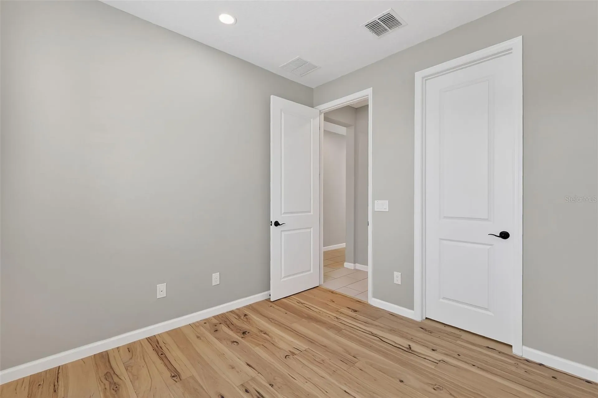 3998 Bannock Avenue Tavares FL 32778