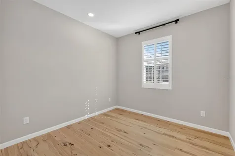3998 Bannock Avenue Tavares FL 32778