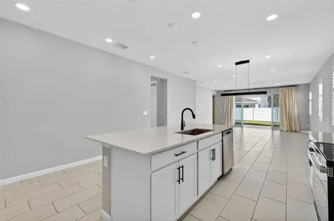 3998 Bannock Avenue Tavares FL 32778