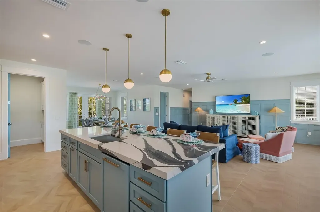 227 S Harbor Drive Holmes Beach FL 34217