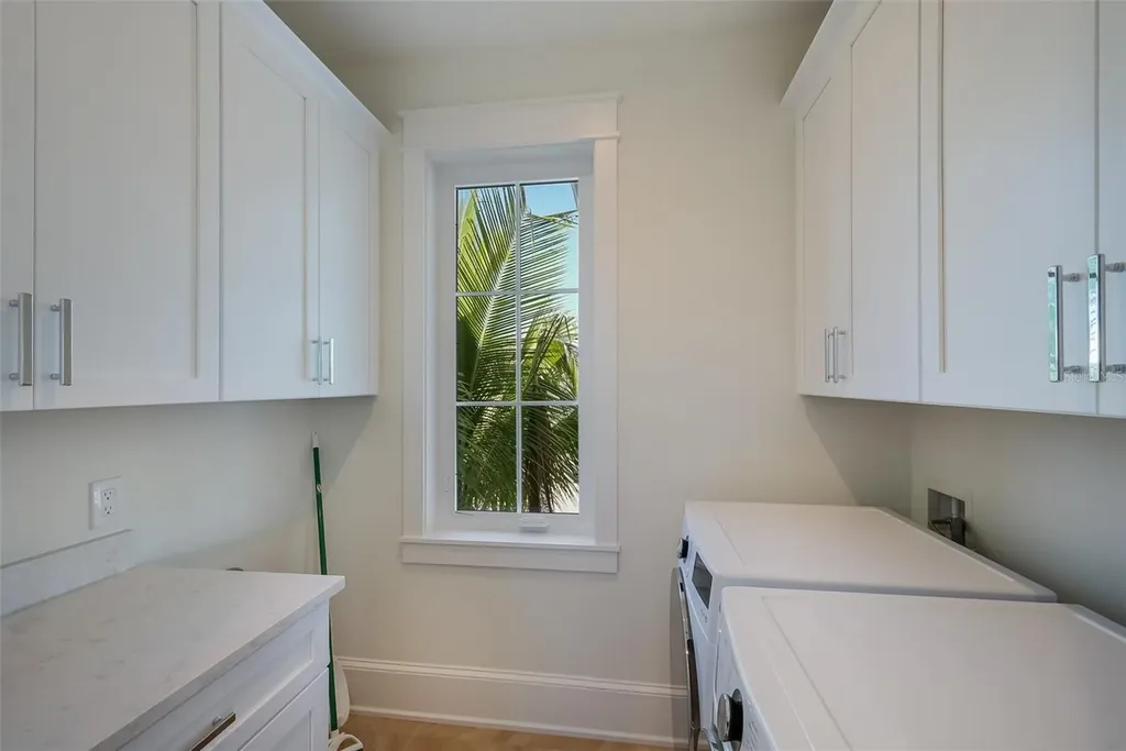 227 S Harbor Drive Holmes Beach FL 34217
