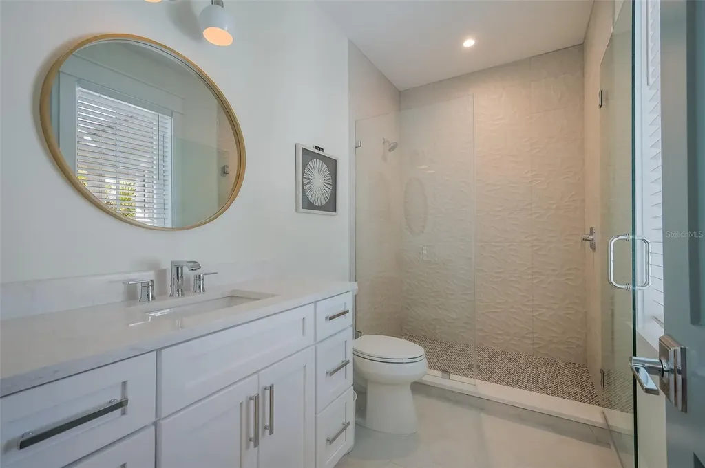 227 S Harbor Drive Holmes Beach FL 34217