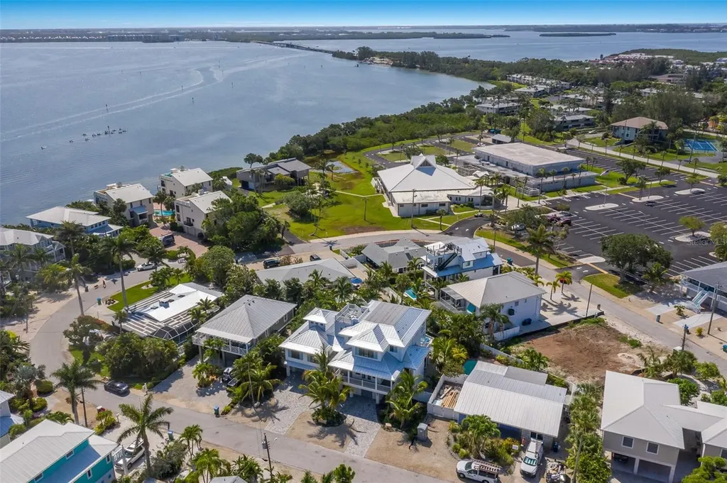 227 S Harbor Drive Holmes Beach FL 34217