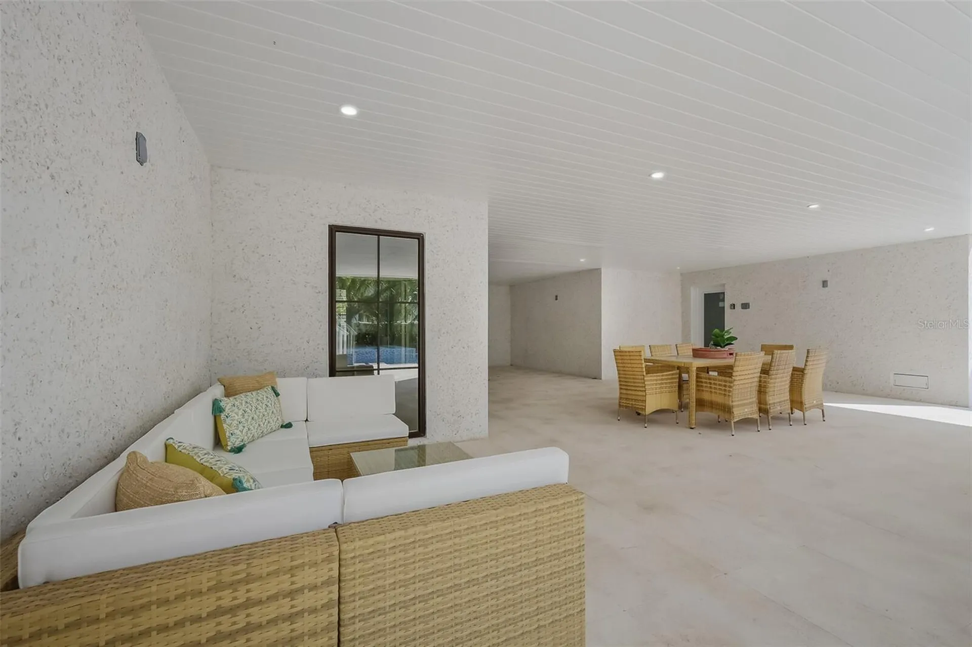 227 S Harbor Drive Holmes Beach FL 34217