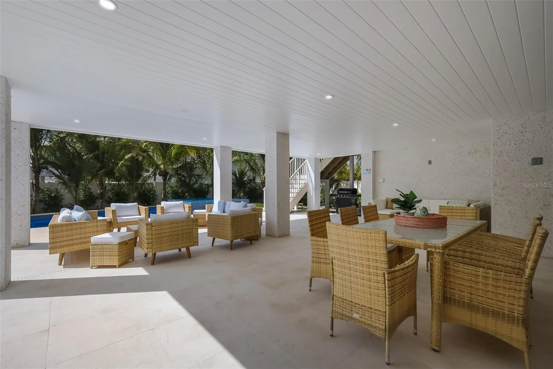 227 S Harbor Drive Holmes Beach FL 34217