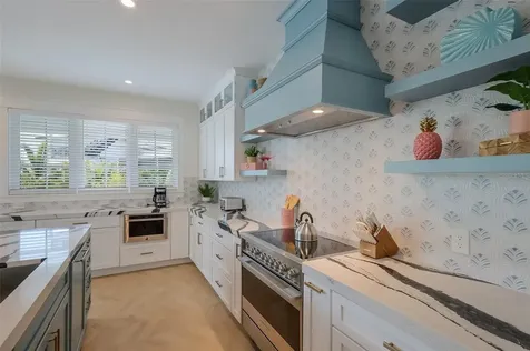 227 S Harbor Drive Holmes Beach FL 34217