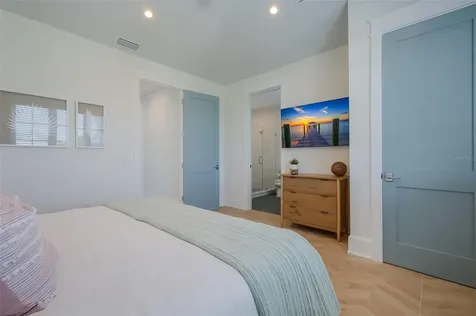 227 S Harbor Drive Holmes Beach FL 34217