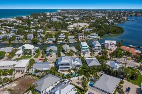 227 S Harbor Drive Holmes Beach FL 34217