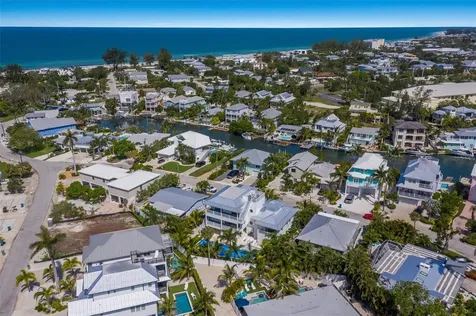 227 S Harbor Drive Holmes Beach FL 34217