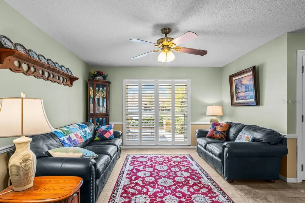 1917 E View Drive Sun City Center FL 33573