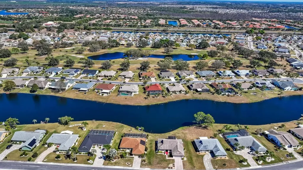 1917 E View Drive Sun City Center FL 33573