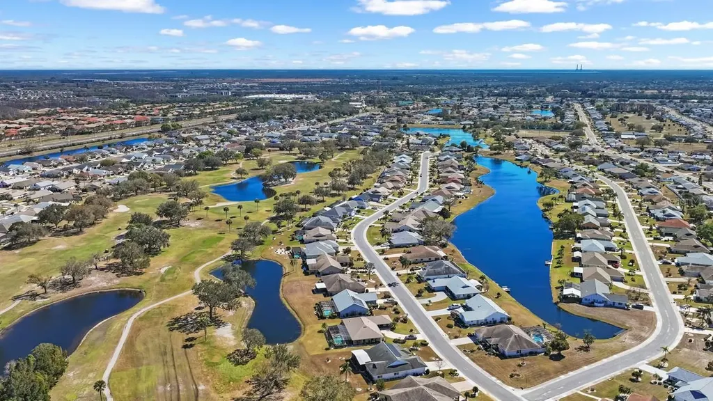 1917 E View Drive Sun City Center FL 33573