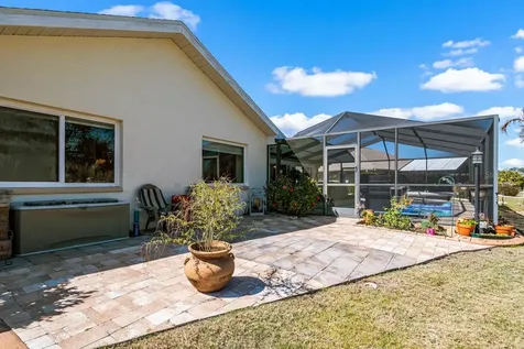 1917 E View Drive Sun City Center FL 33573