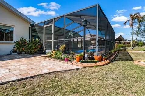1917 E View Drive Sun City Center FL 33573