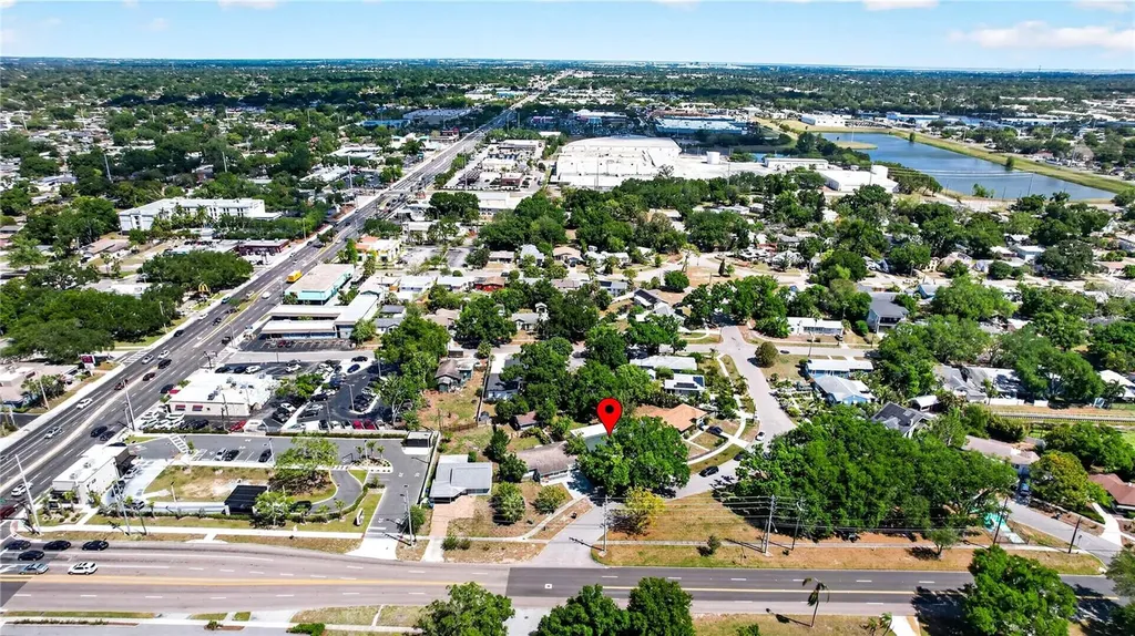 902 N 32nd Street St Petersburg FL 33713