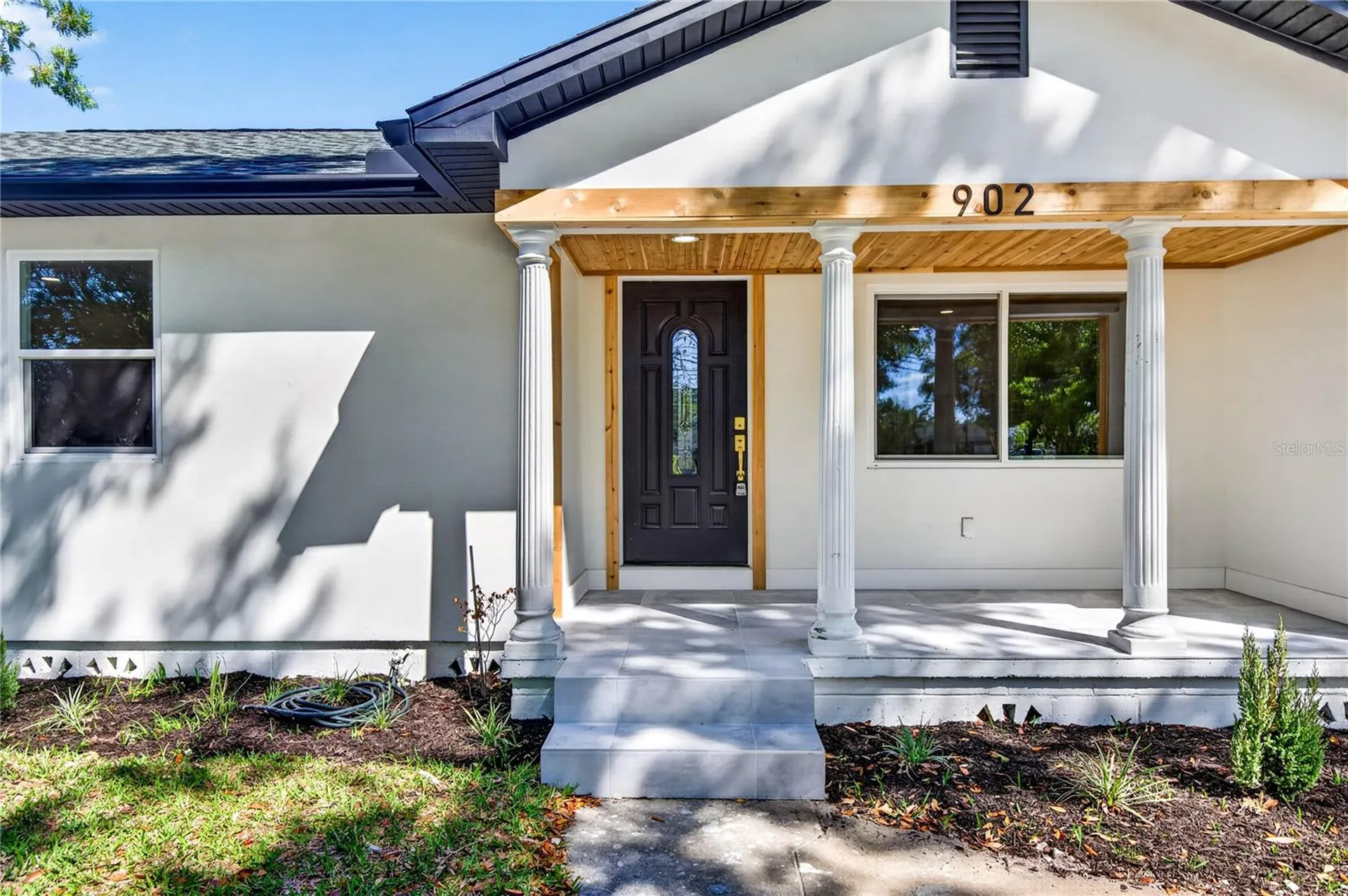 902 N 32nd Street St Petersburg FL 33713