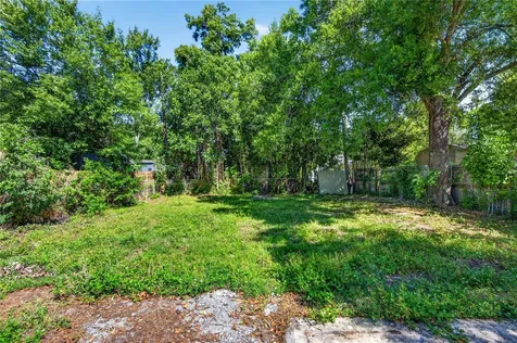902 N 32nd Street St Petersburg FL 33713