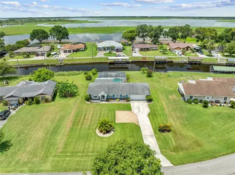 720 Shore Drive Kissimmee FL 34744