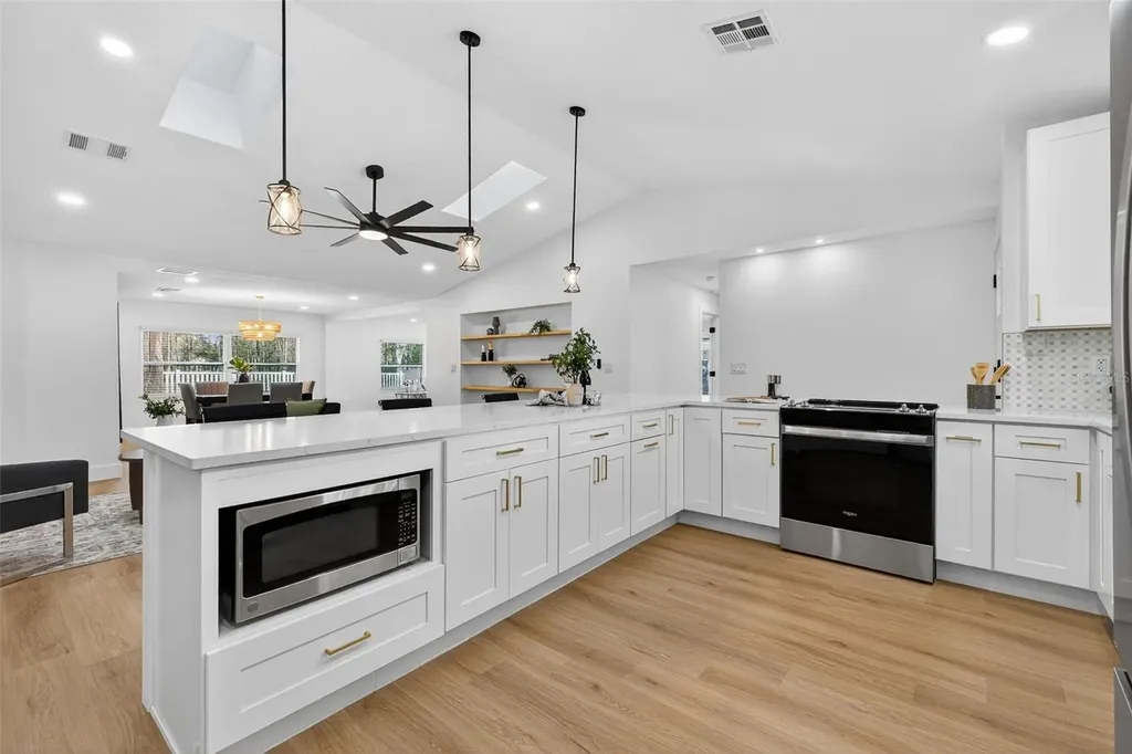 1120 Country Lane Lutz FL 33558
