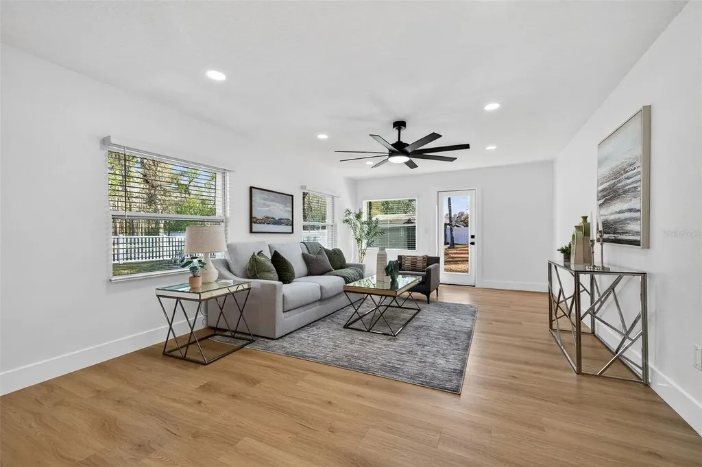 1120 Country Lane Lutz FL 33558