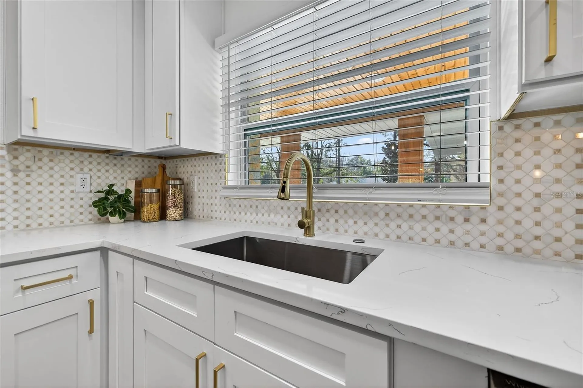 1120 Country Lane Lutz FL 33558