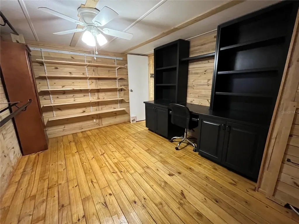 124 W Parker Avenue Bushnell FL 33513
