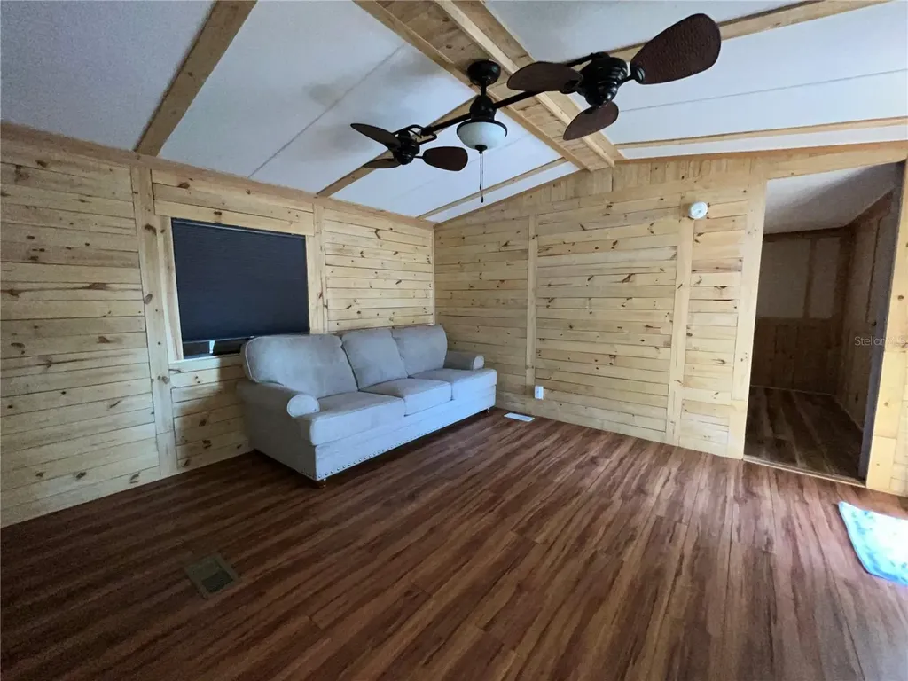 124 W Parker Avenue Bushnell FL 33513