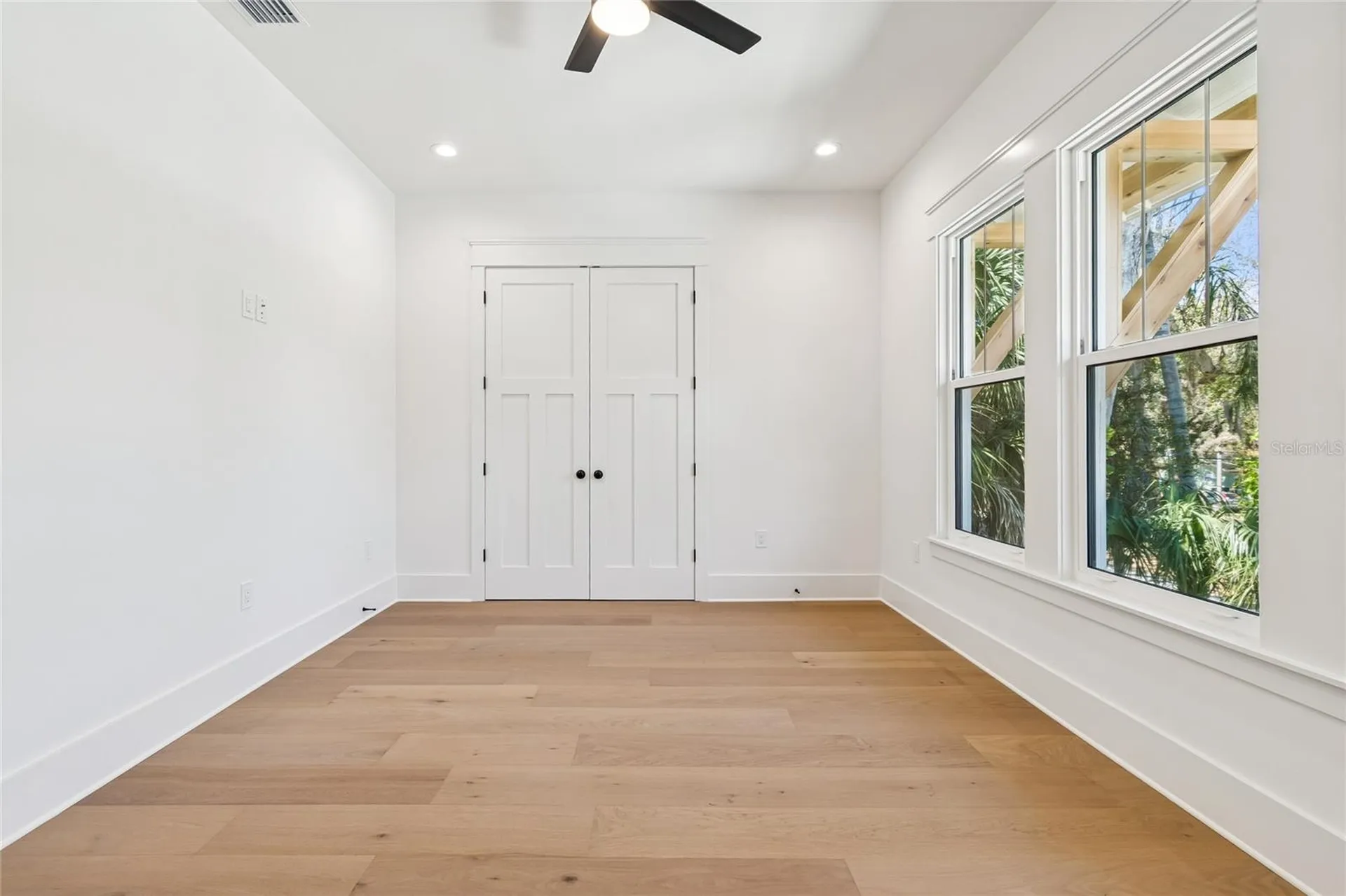 1709 E Henry Avenue Tampa FL 33610