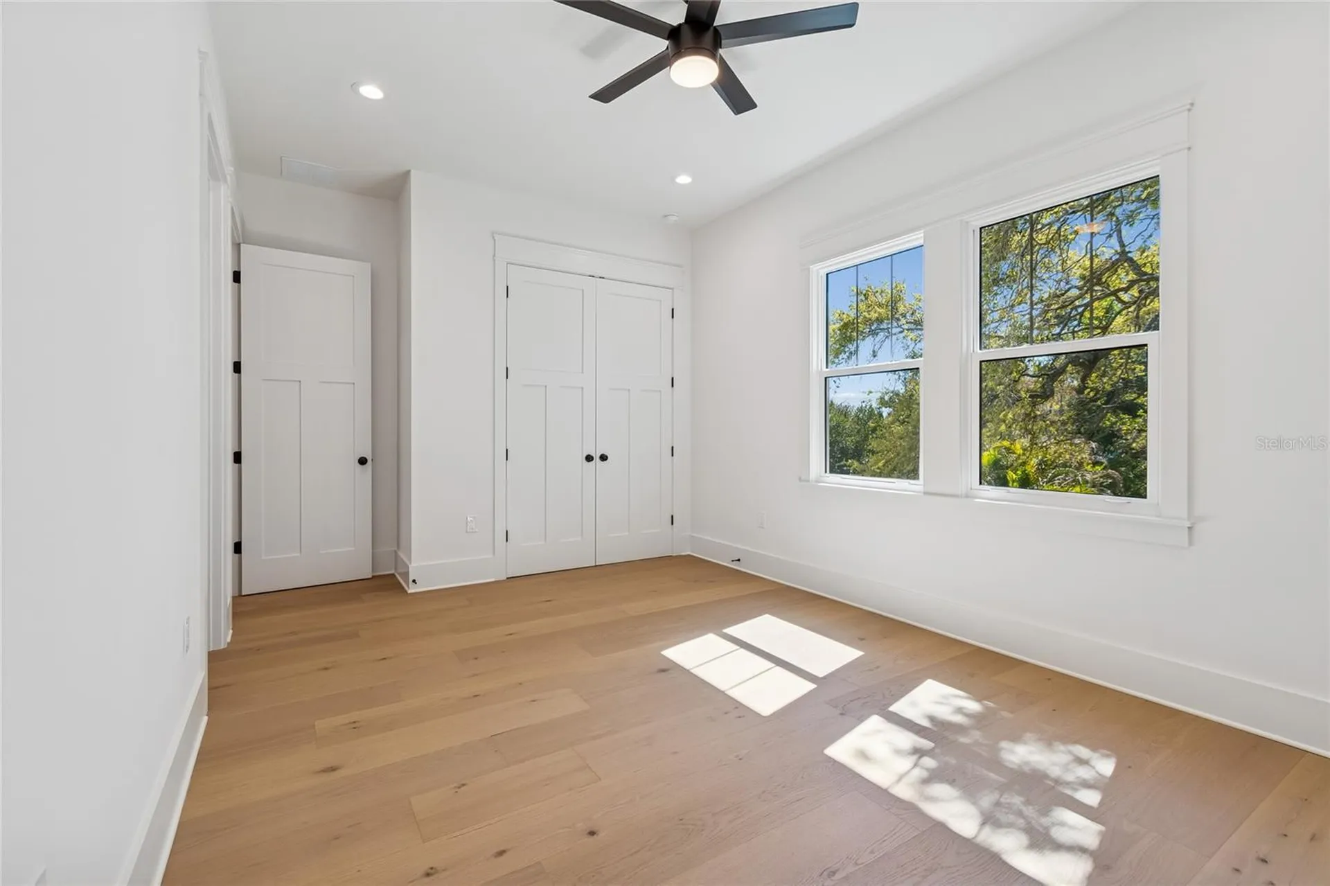 1709 E Henry Avenue Tampa FL 33610