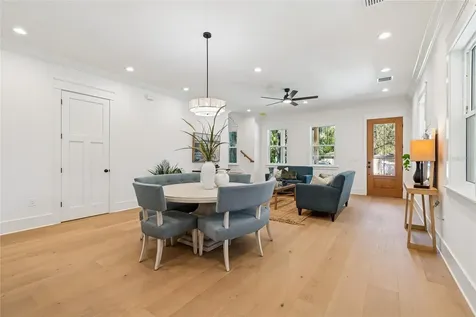 1709 E Henry Avenue Tampa FL 33610