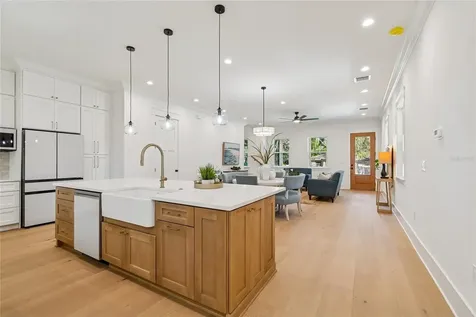 1709 E Henry Avenue Tampa FL 33610