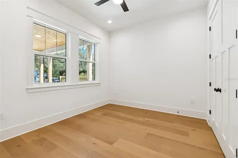 1709 E Henry Avenue Tampa FL 33610
