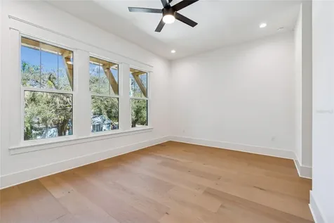 1709 E Henry Avenue Tampa FL 33610