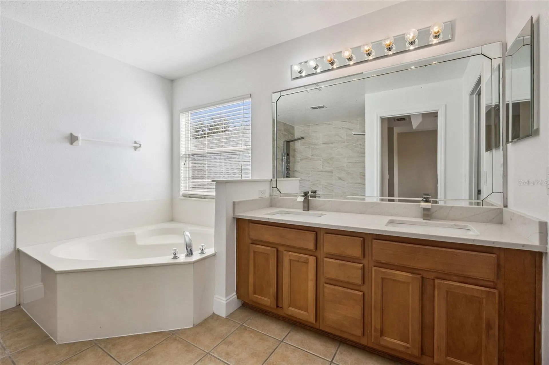 5160 Terra Vista Way Orlando FL 32837