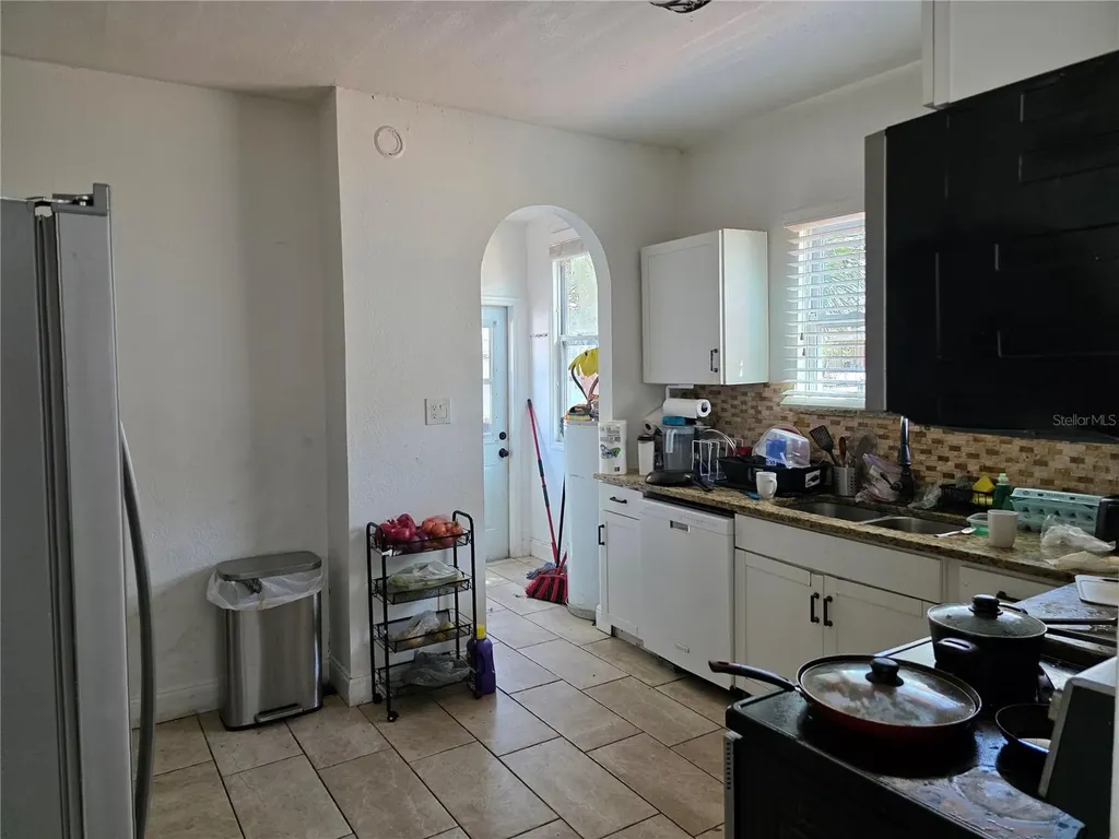 847 S Ridgewood Avenue Daytona Beach FL 32114