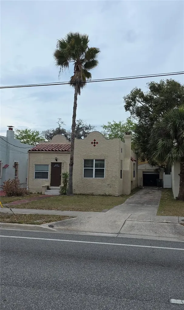 847 S Ridgewood Avenue Daytona Beach FL 32114