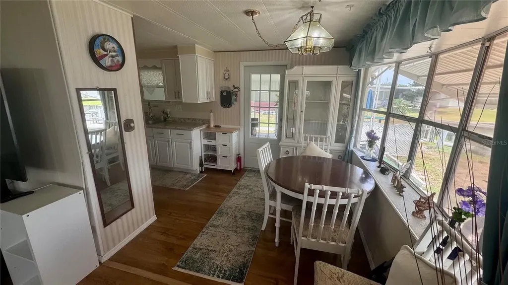 2505 E Bay Drive Largo FL 33771