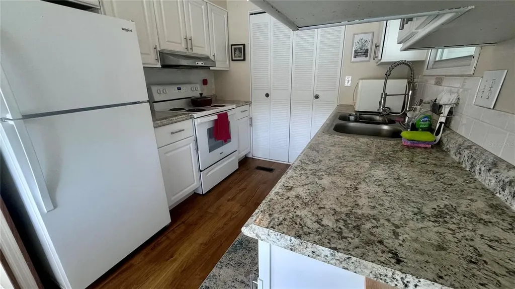 2505 E Bay Drive Largo FL 33771
