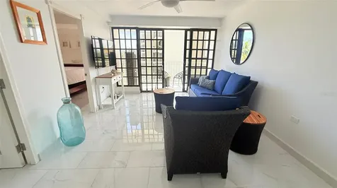 37 Ave. Isla Verde Carolina PR 00979
