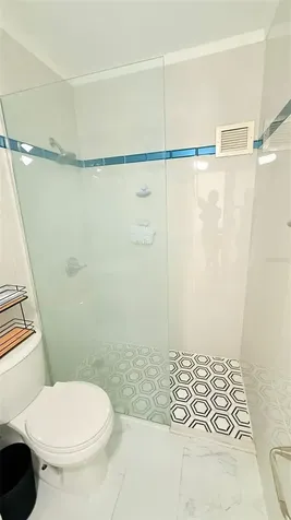 37 Ave. Isla Verde Carolina PR 00979