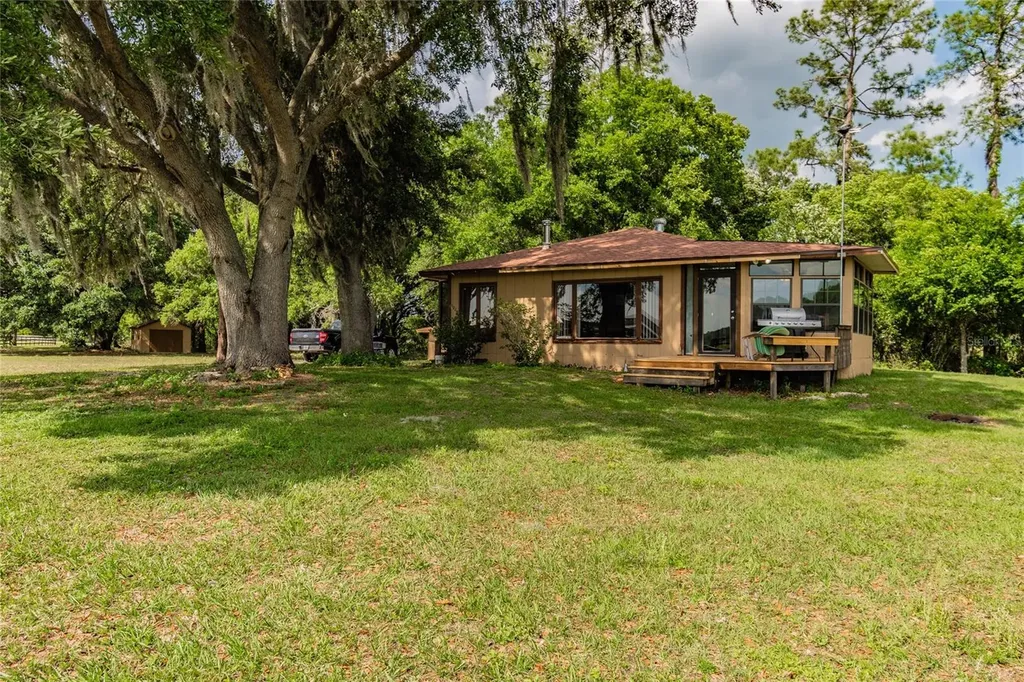 6225, 6229 Deen Still Road Lakeland FL 33809
