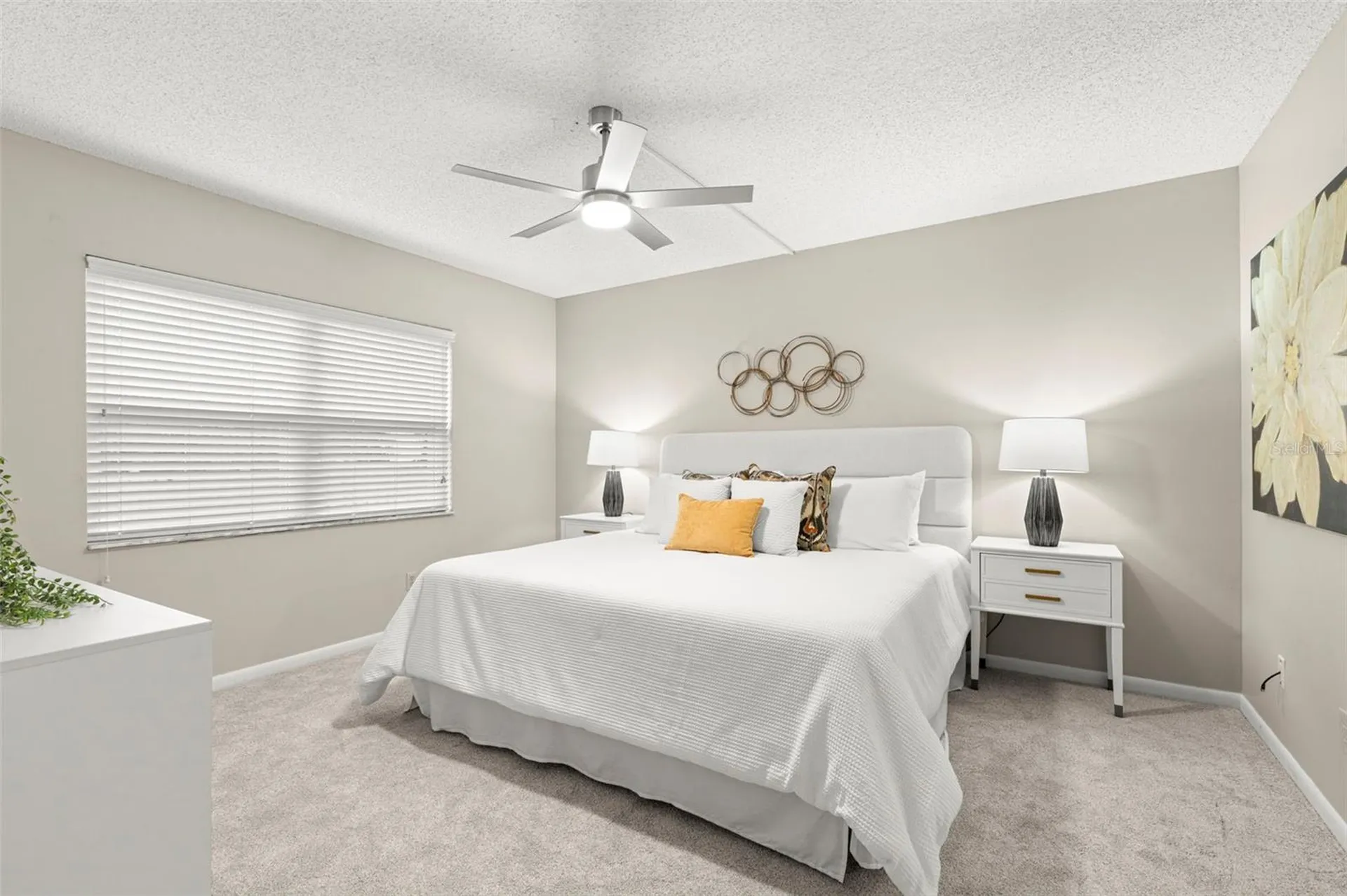 476 Santa Cruz Place NE St Petersburg FL 33703